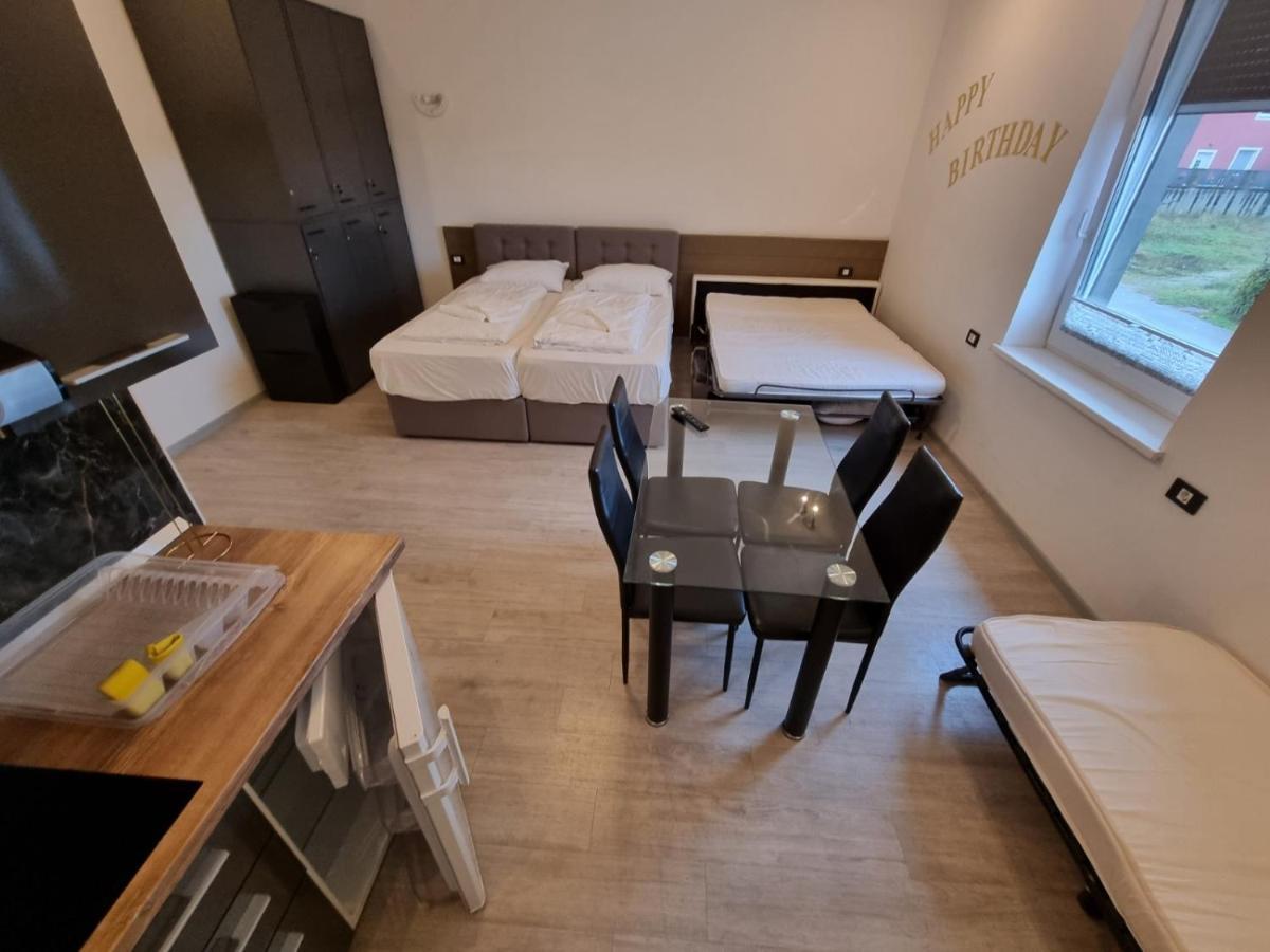 Artrock Aparthotel