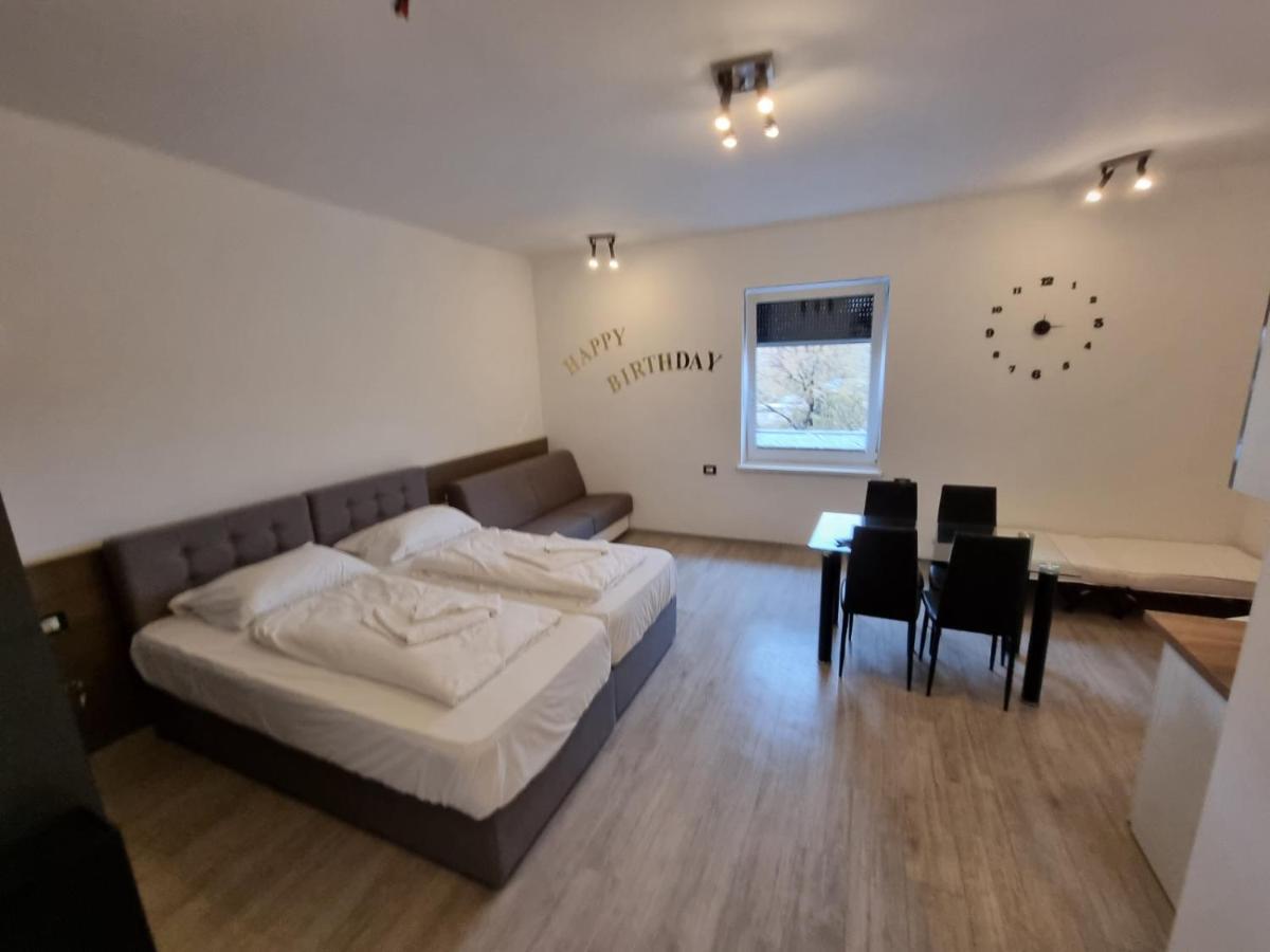 Artrock Aparthotel *