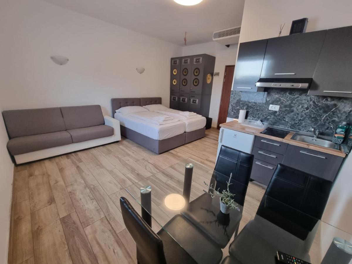 Artrock Aparthotel Izola
