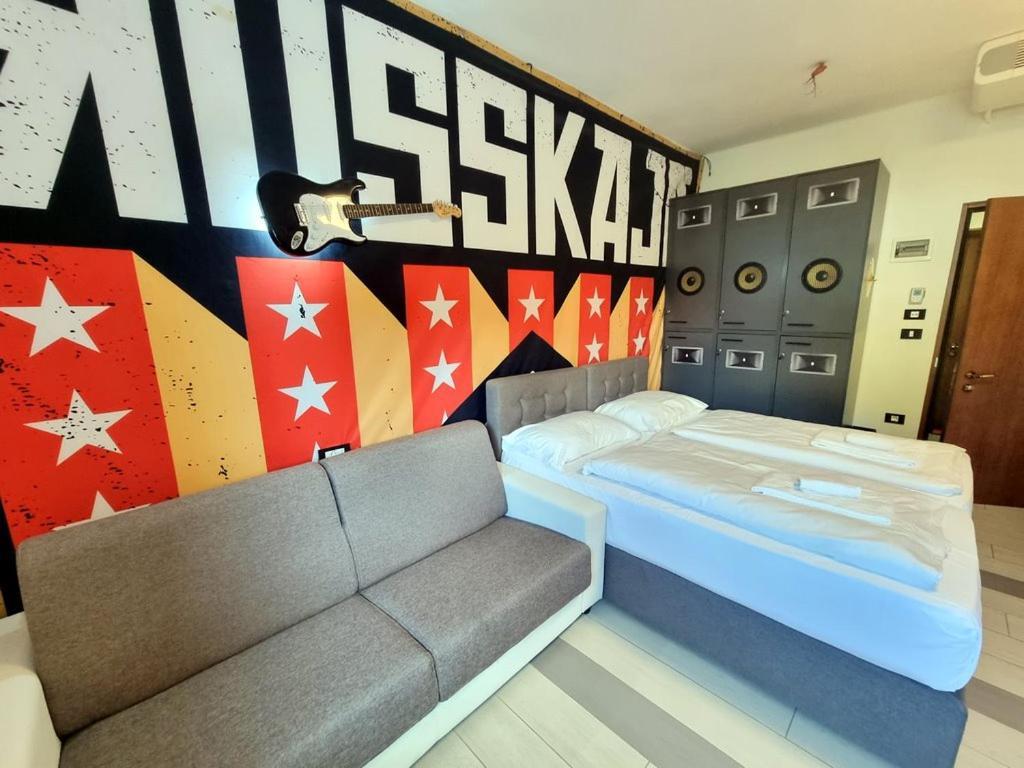 Artrock Apartahotel Izola